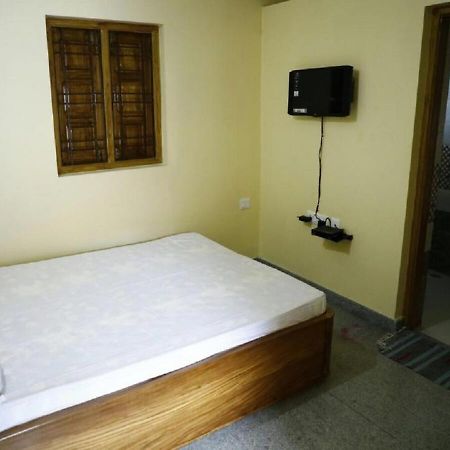 Nest Guest House Bhubaneswar Buitenkant foto